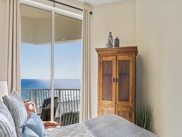 Santa Rosa Beach Vacation Condo Three Bedroom on Beach