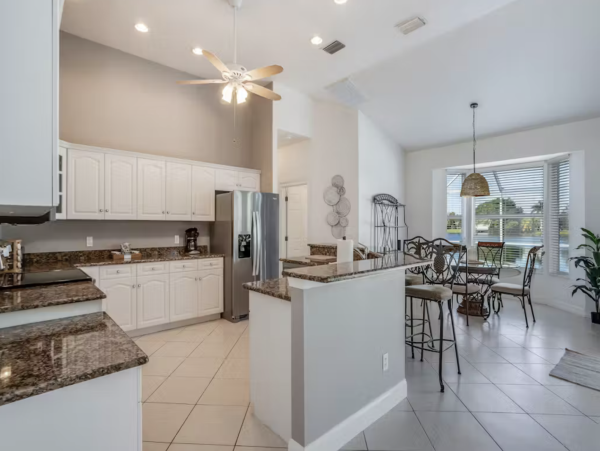 Cape Coral Vacation Pool Home 4 Bedrooms Sleeps 9 Guests