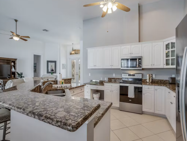 Cape Coral Vacation Pool Home 4 Bedrooms Sleeps 9 Guests