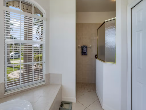 Cape Coral Vacation Pool Home 4 Bedrooms Sleeps 9 Guests