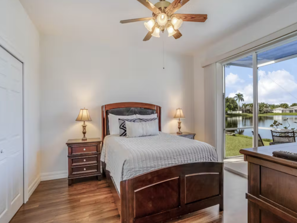 Cape Coral Vacation Pool Home 4 Bedrooms Sleeps 9 Guests