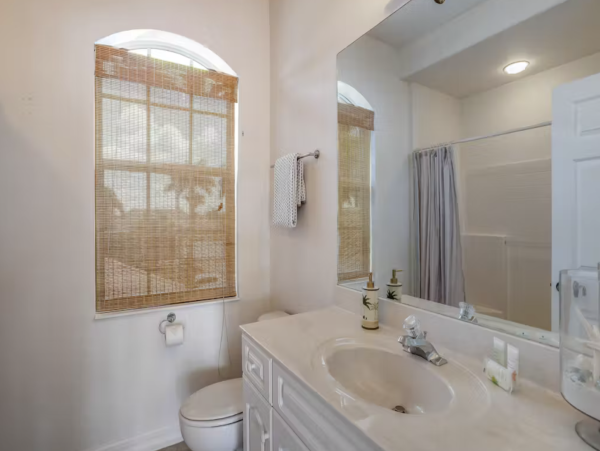 Cape Coral Vacation Pool Home 4 Bedrooms Sleeps 9 Guests