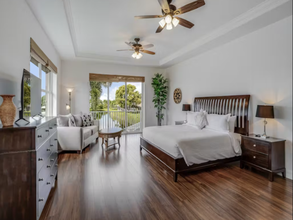 Cape Coral Vacation Pool Home 4 Bedrooms Sleeps 9 Guests