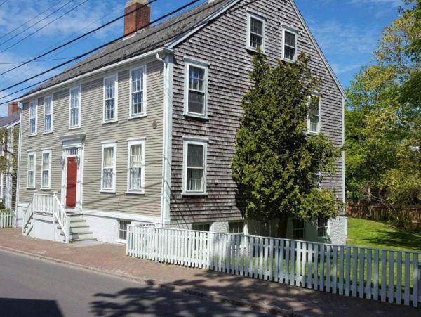 Nantucket Home 1045239