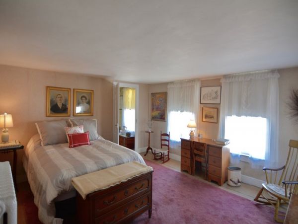 Nantucket Home 1045239