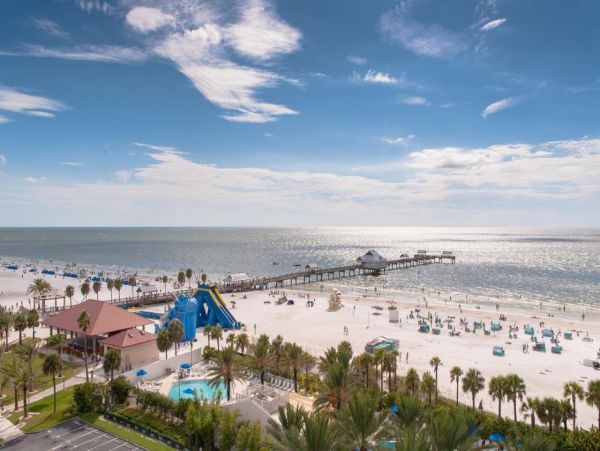 First Floor 2 Bedroom Condo in St. Petersburg