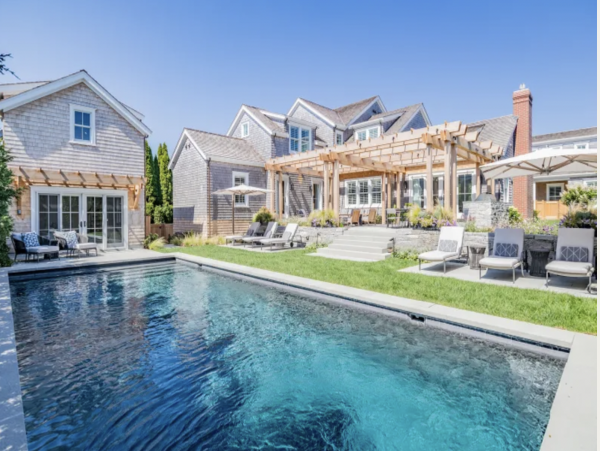 Nantucket Luxury Main House & Guest Cottage