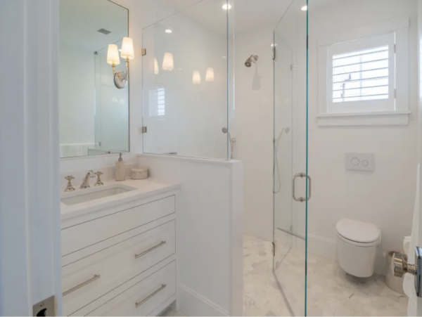 Nantucket Luxury Main House & Guest Cottage