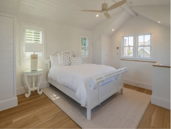 Nantucket Luxury Main House & Guest Cottage