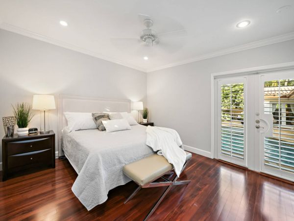 Luxury Vacation Pool Home in Fort Lauderdale Sleeps 8 Guests