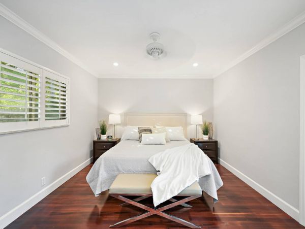Luxury Vacation Pool Home in Fort Lauderdale Sleeps 8 Guests
