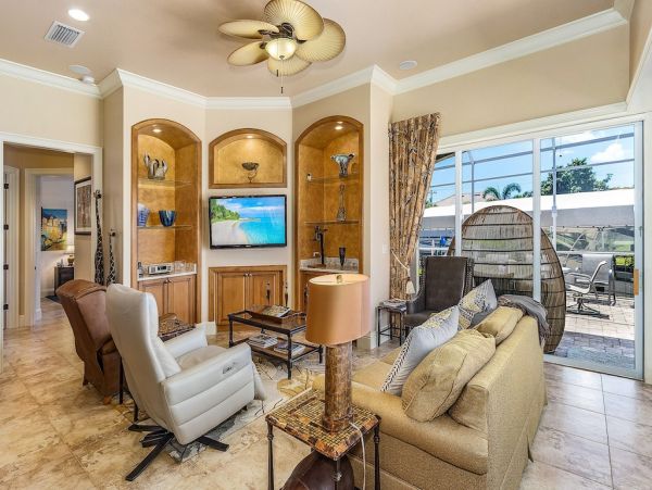 Luxurious Cape Coral Vacation Home with Pool and Boat Dock