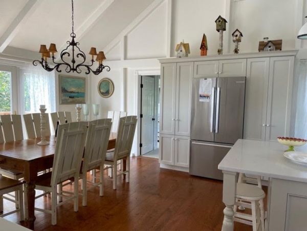Nantucket Home 1045977