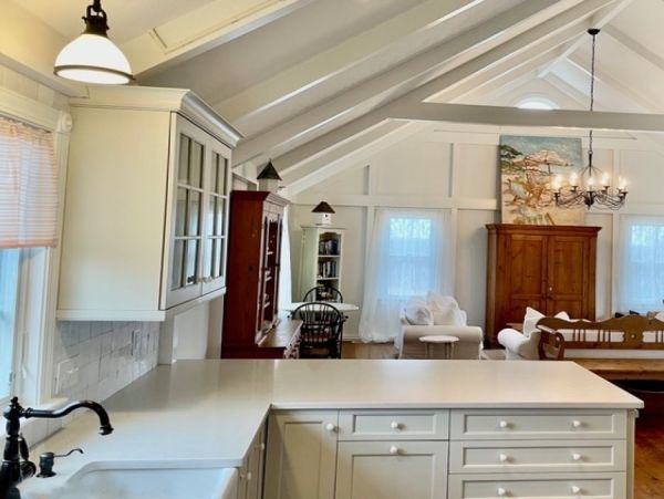 Nantucket Home 1045977