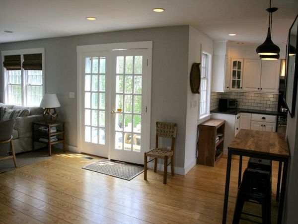 Charming Naushop Home Sleeps 10 Guests Four bedrooms