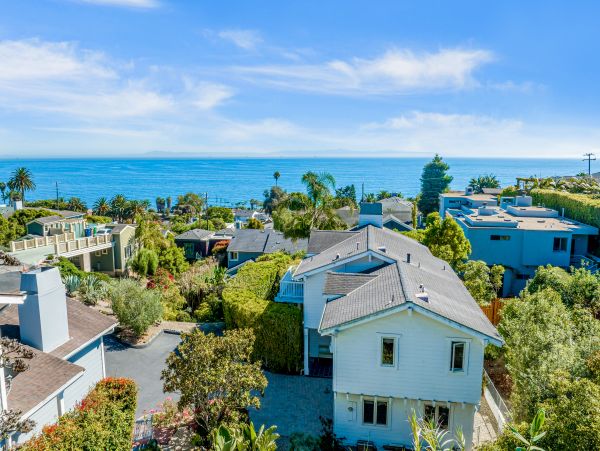 Summerland Vacation Rental 3 Bedrooms