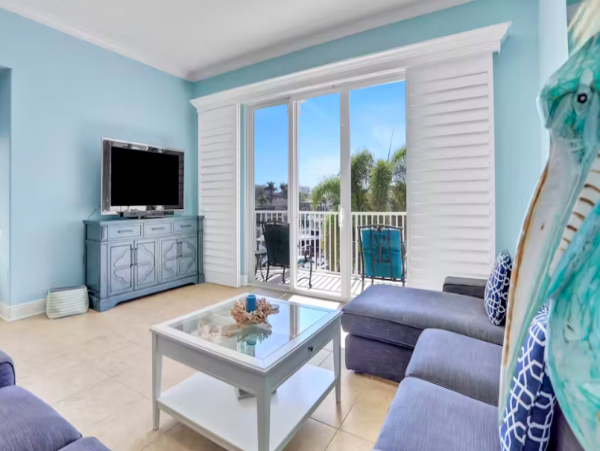 Three Bedroom Bayfront Vacation Home in Clearwater Beach