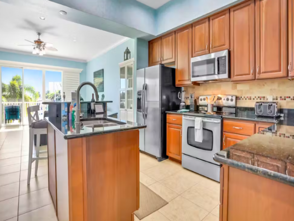 Three Bedroom Bayfront Vacation Home in Clearwater Beach