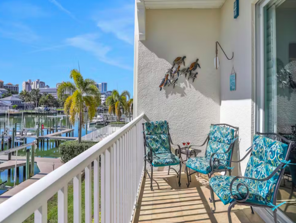 Three Bedroom Bayfront Vacation Home in Clearwater Beach
