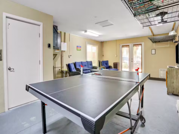 Three Bedroom Bayfront Vacation Home in Clearwater Beach