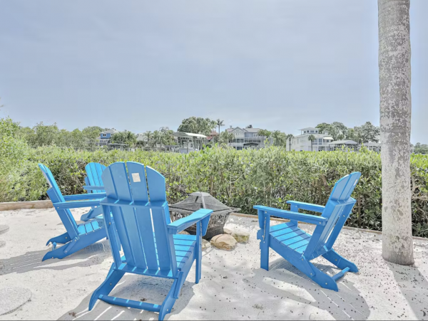 Luxury 6,000 St Ft Waterfront Villa Palm Harbor