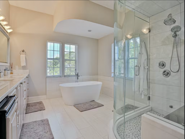 Luxury 6,000 St Ft Waterfront Villa Palm Harbor