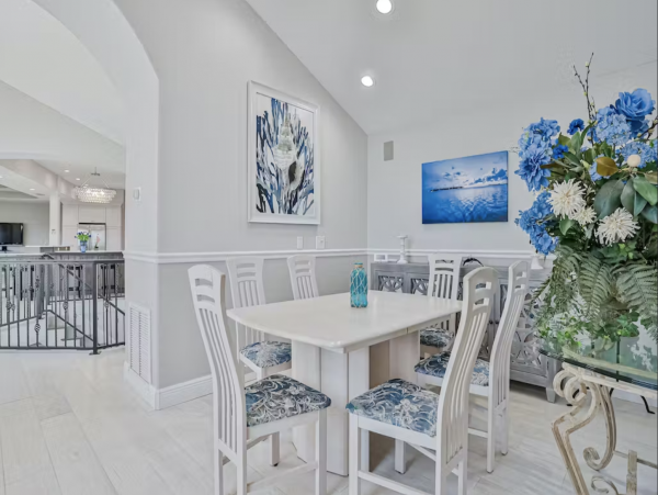Luxury 6,000 St Ft Waterfront Villa Palm Harbor