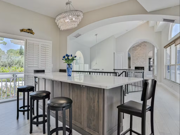 Luxury 6,000 St Ft Waterfront Villa Palm Harbor