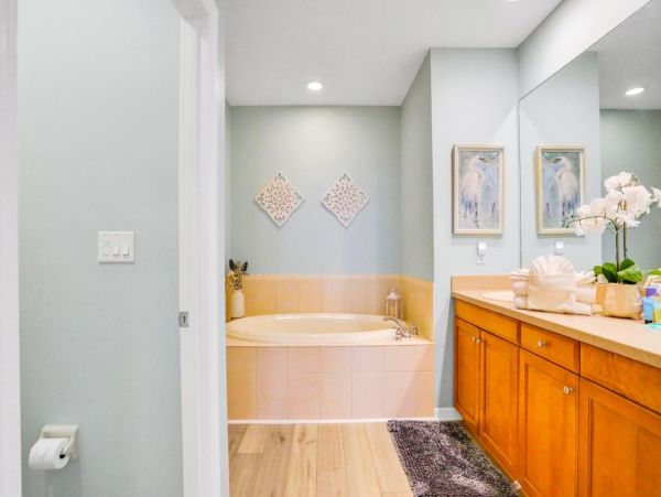 Bayfront 3 Bedroom Vacation Condo in Clearwater