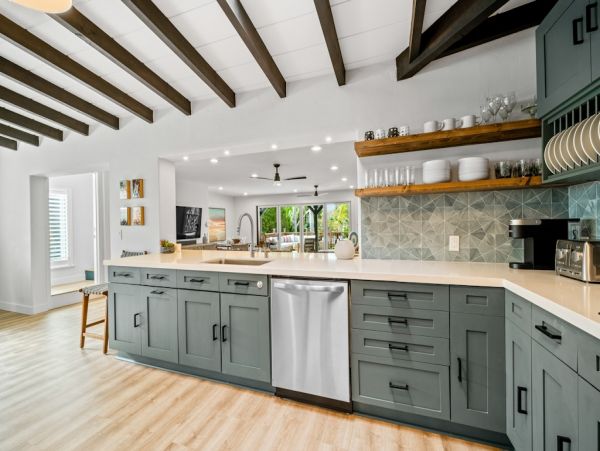 San Diego Beach Communities North Home 1046432