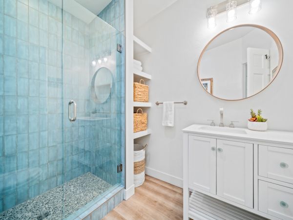 San Diego Beach Communities North Home 1046432