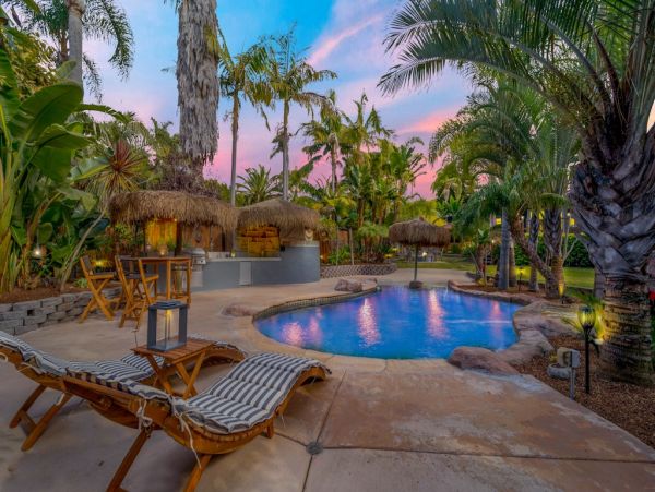 San Diego Beach Communities North Home 1046432