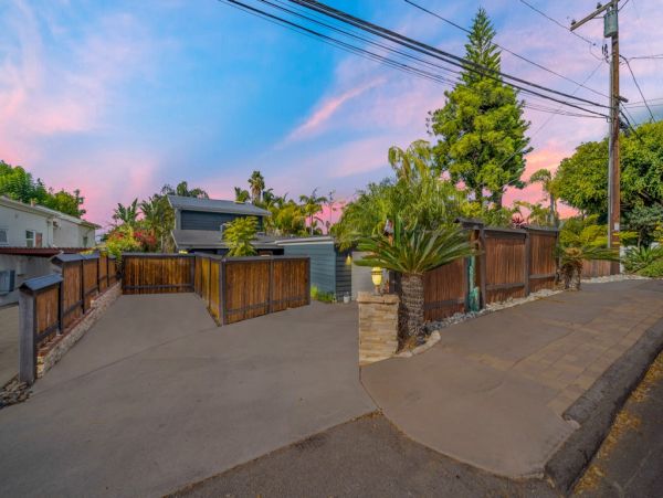 San Diego Beach Communities North Home 1046432
