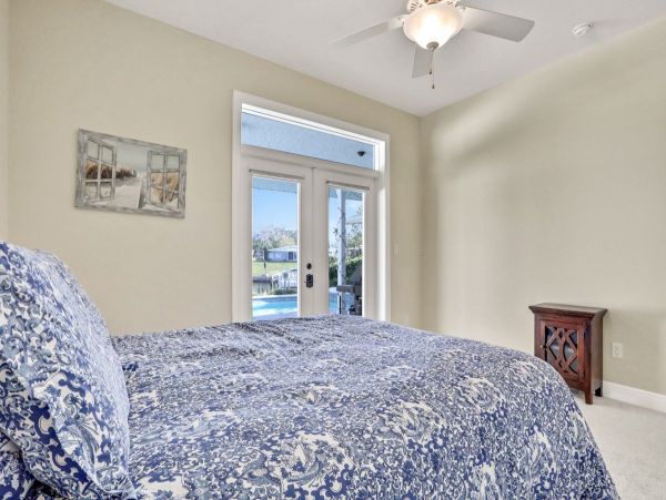 Bradenton Vacation Home Three Bedroom Canal Views