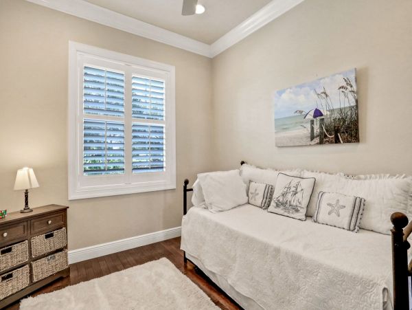 Bradenton Vacation Home Three Bedroom Canal Views