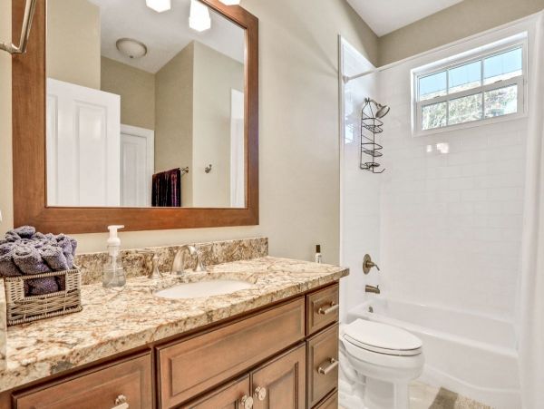 Bradenton Vacation Home Three Bedroom Canal Views