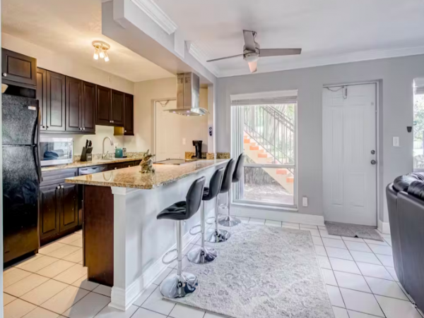 Ground floor Condo near Beach