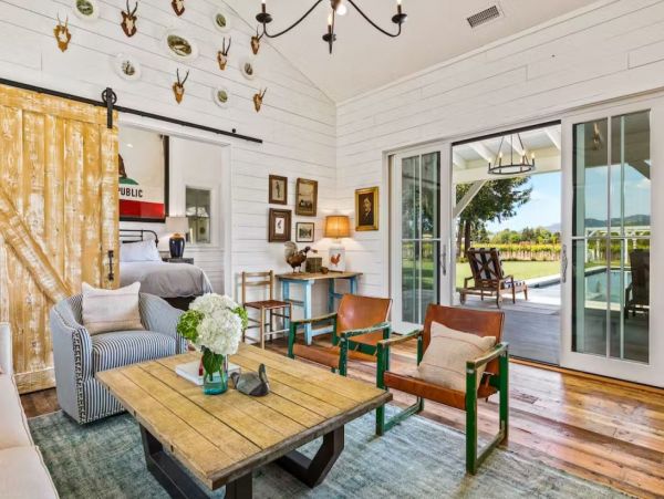 2 Vacation Vineyards Cottages on 6 Acres in Sonoma with Pool