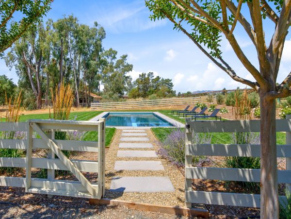 Exquisite Vacation Rental with Pool, Spa & Entertainment Barn