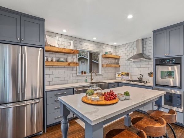 Exquisite Vacation Rental with Pool, Spa & Entertainment Barn