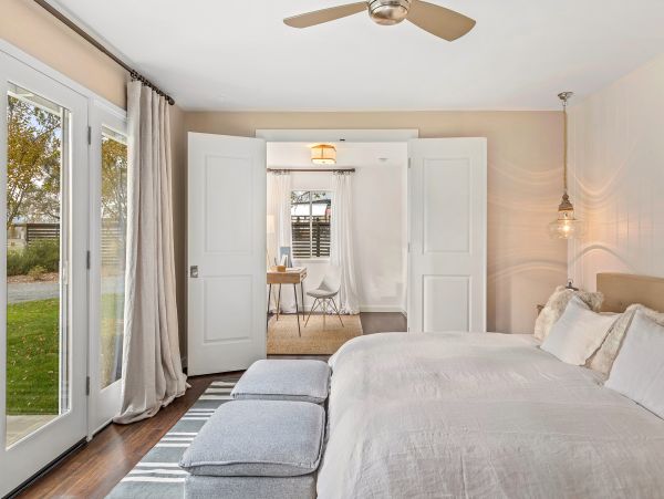 Exquisite Vacation Rental with Pool, Spa & Entertainment Barn