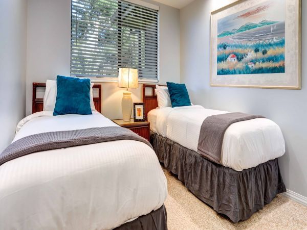 Kapalua Vacation Condo Three Bedroom Walk to Beach