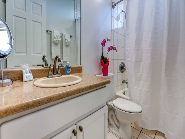 Kapalua Vacation Condo Three Bedroom Walk to Beach