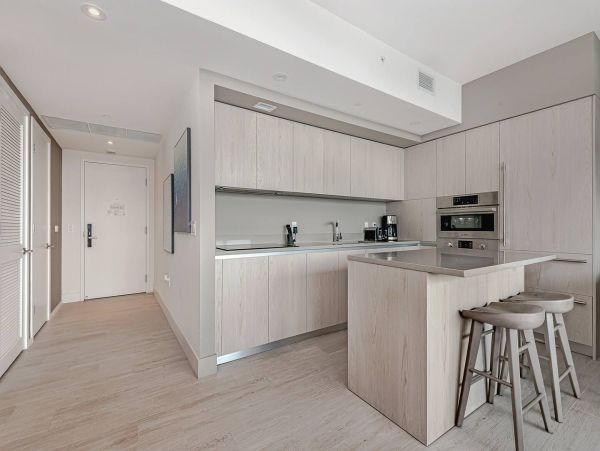 Incredible Oceanfront 3 Bedroom Condo in Hollywood