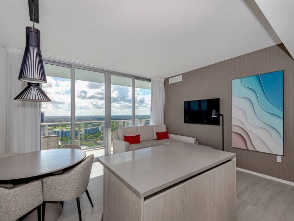 Incredible Oceanfront 3 Bedroom Condo in Hollywood