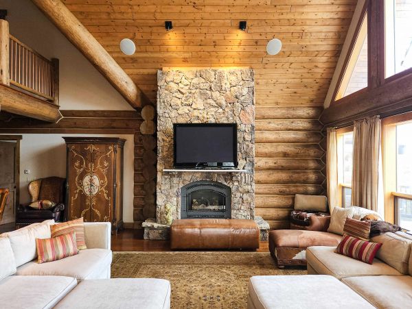 Mountain Cabin with 6 Bedrooms Sleeps 18 Guests