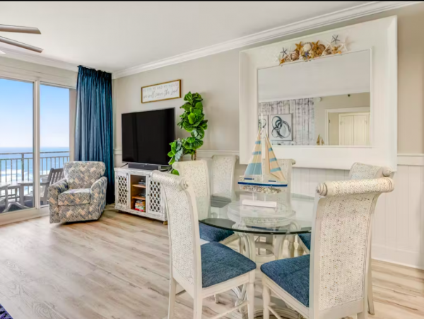 Luxurious Gulf-Front 3-Bedroom Condo with Unmatched Views in Destin