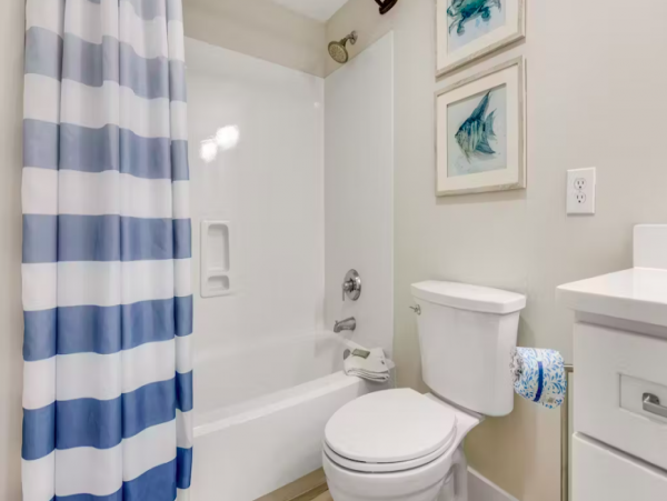 Luxurious Gulf-Front 3-Bedroom Condo with Unmatched Views in Destin