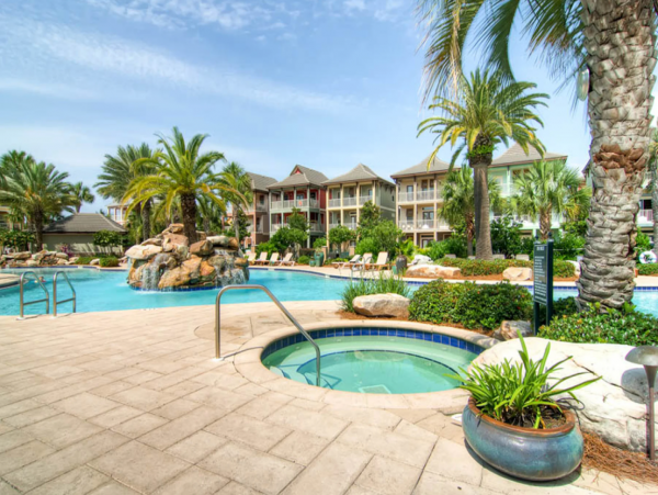 Destin Vacation Rental: Steps from Crystal Beach