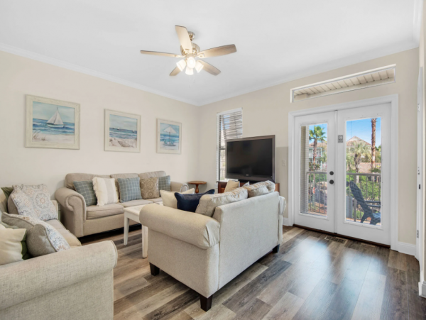 Destin Vacation Rental: Steps from Crystal Beach